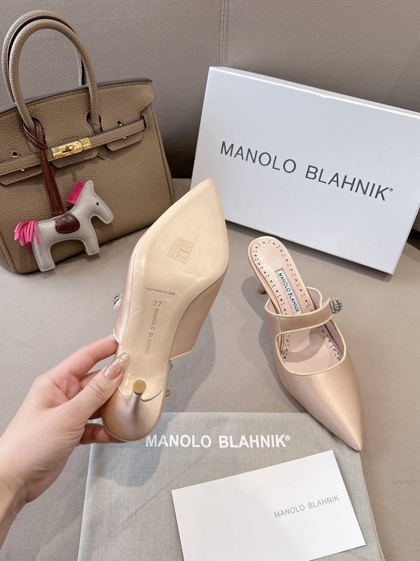 Manolo Blahnik Shoes MBS00059